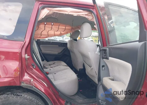 2018 Subaru Forester 2.5I z USA, uszkodzony, nr VIN JF2SJAAC2JG607189